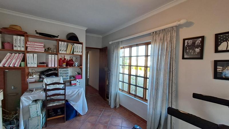 4 Bedroom Property for Sale in Albertinia Western Cape